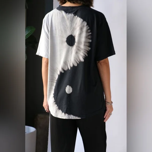 Raquel Allegra - Yin Yang Black and Cream Artistic Tee - Read For Sizing - Picture 4 of 11